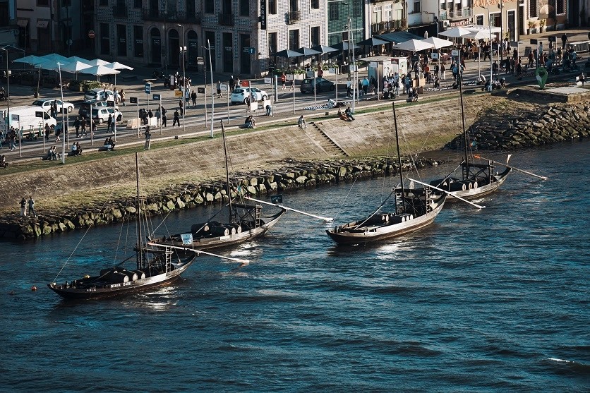 Telephoto lenses for distant subjects – shot with Tamron 50-300mm F4.5-6.3 (Model A069)