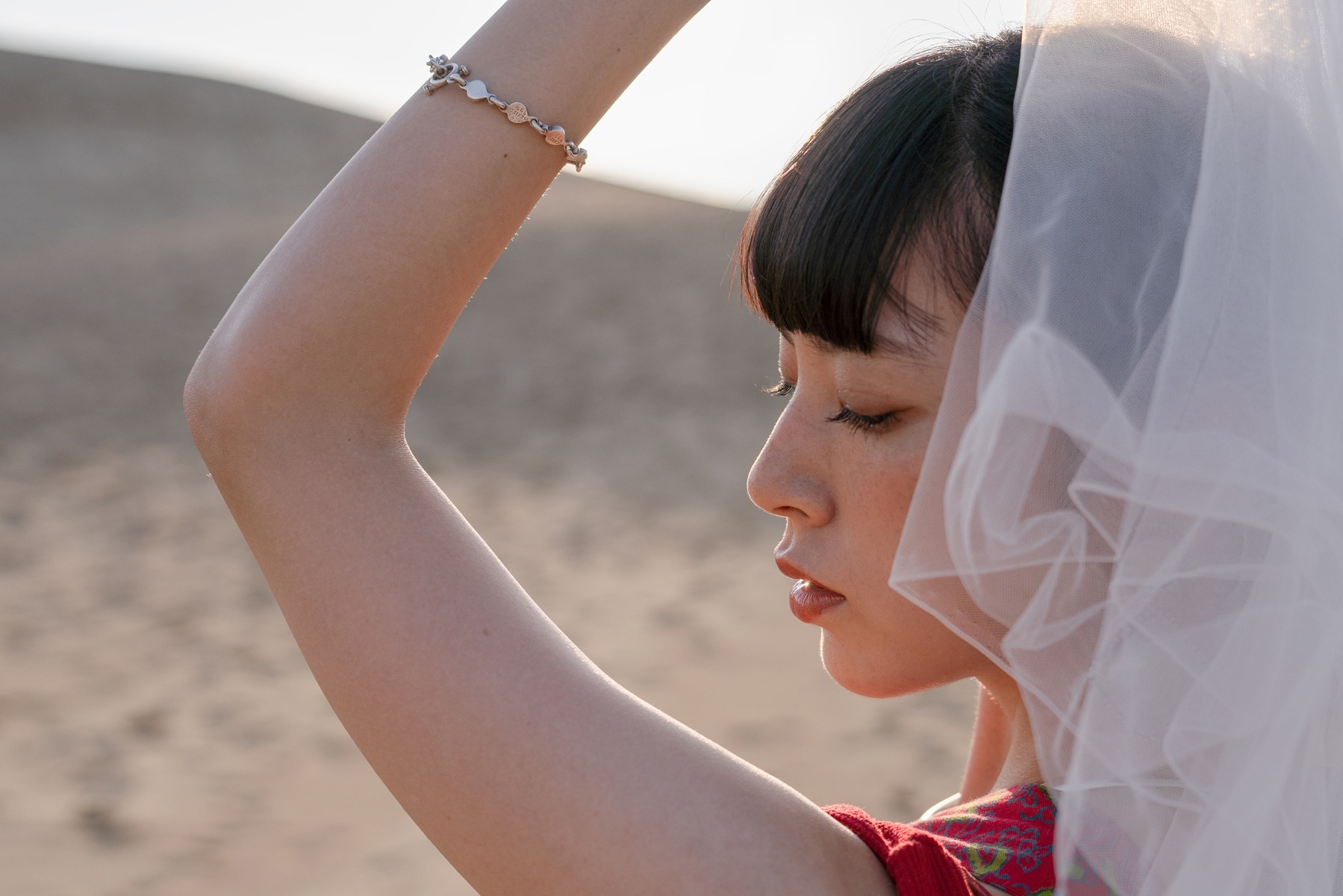 The difference between subject and model – shot with Tamron 35-150mm F2-2.8 (Model A058)