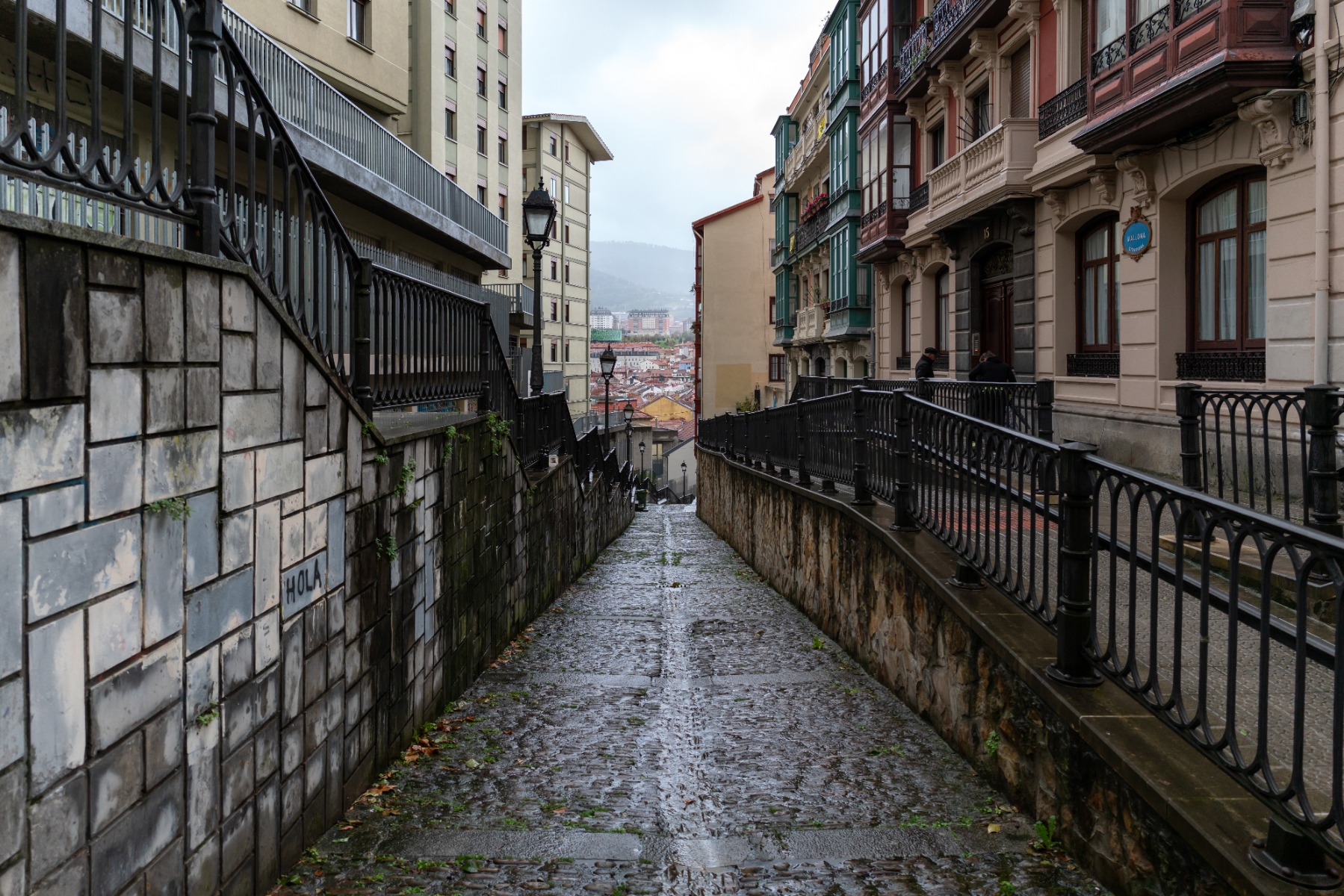 One-point perspective – shot with Tamron 24mm F2.8 (Model F051)