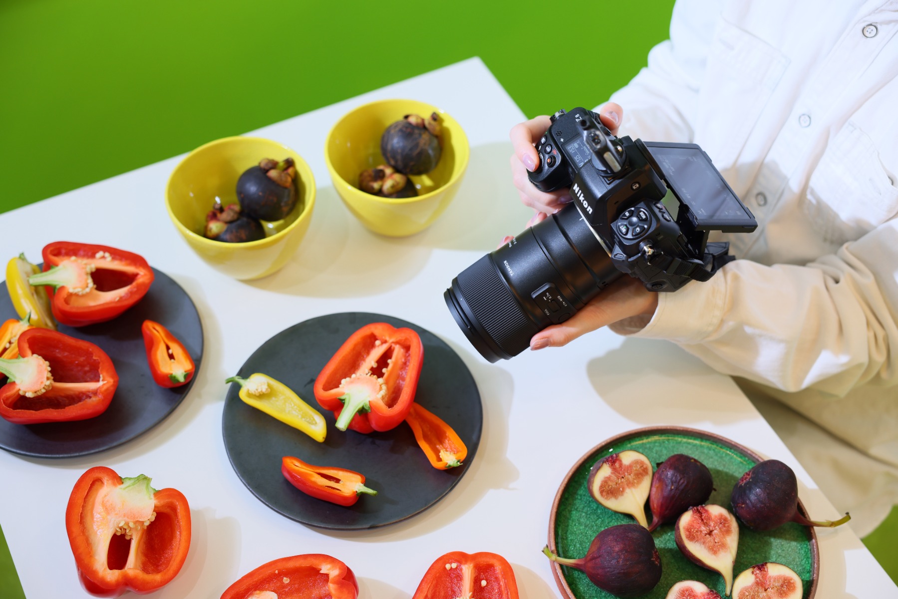 Everyday Photography with a Single-Focus Lens